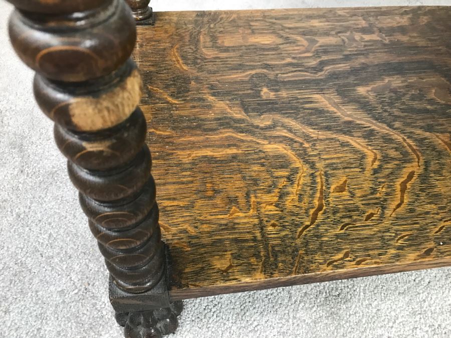 Stunning Antique Tiger Oak Cabinet With Turned Legs, Claw Feet And Detailed Wood Carvings Nice 3-Sided Glass Display Cabinet [Photo 31]