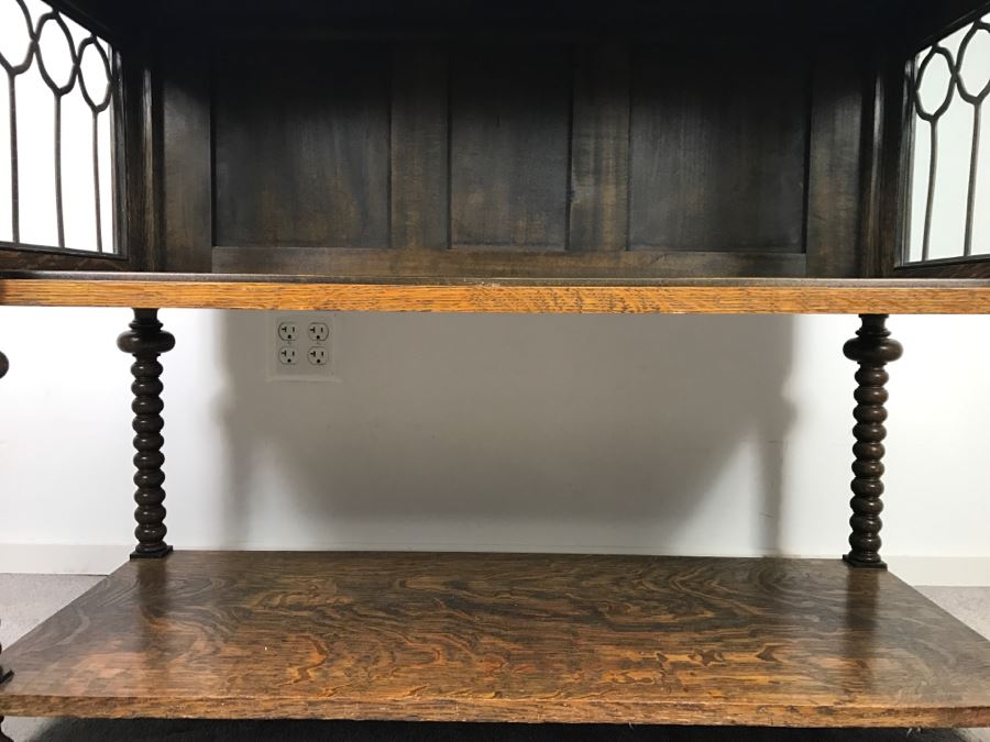 Stunning Antique Tiger Oak Cabinet With Turned Legs, Claw Feet And Detailed Wood Carvings Nice 3-Sided Glass Display Cabinet [Photo 22]