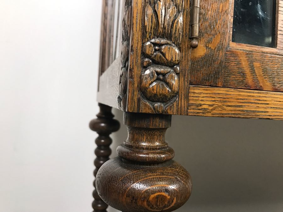 Stunning Antique Tiger Oak Cabinet With Turned Legs, Claw Feet And Detailed Wood Carvings Nice 3-Sided Glass Display Cabinet [Photo 16]