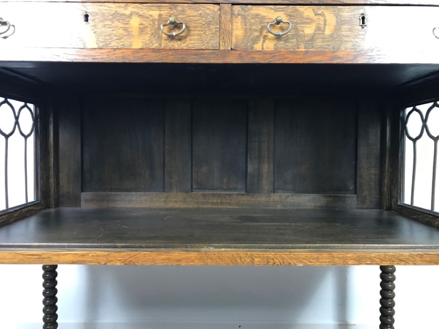 Stunning Antique Tiger Oak Cabinet With Turned Legs, Claw Feet And Detailed Wood Carvings Nice 3-Sided Glass Display Cabinet [Photo 21]