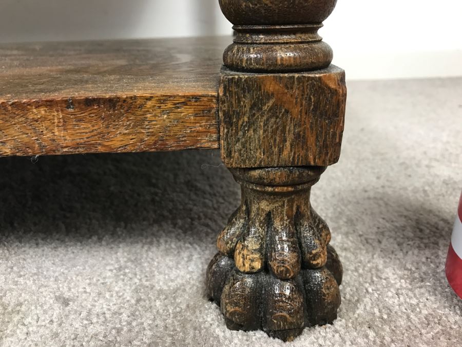 Stunning Antique Tiger Oak Cabinet With Turned Legs, Claw Feet And Detailed Wood Carvings Nice 3-Sided Glass Display Cabinet [Photo 25]
