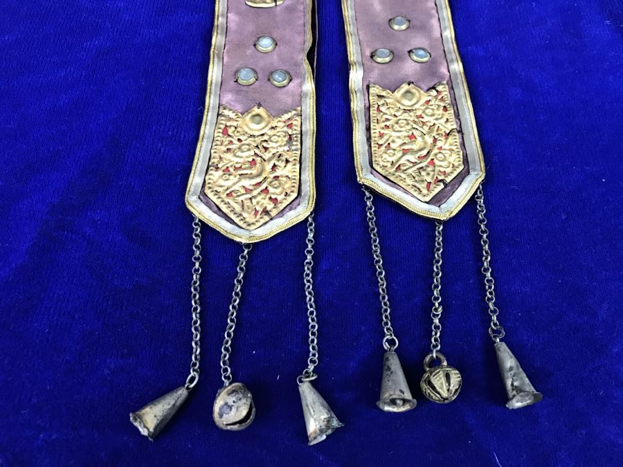 Old Chinese Silk Hangings Adorned With Gold Ornamentation [Photo 2]