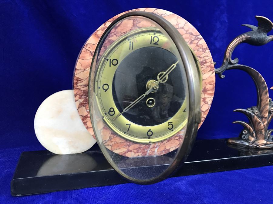 Vintage Art Deco Marble And Brass Mantle Clock - Has Two Circular Marble Sculptures [Photo 11]