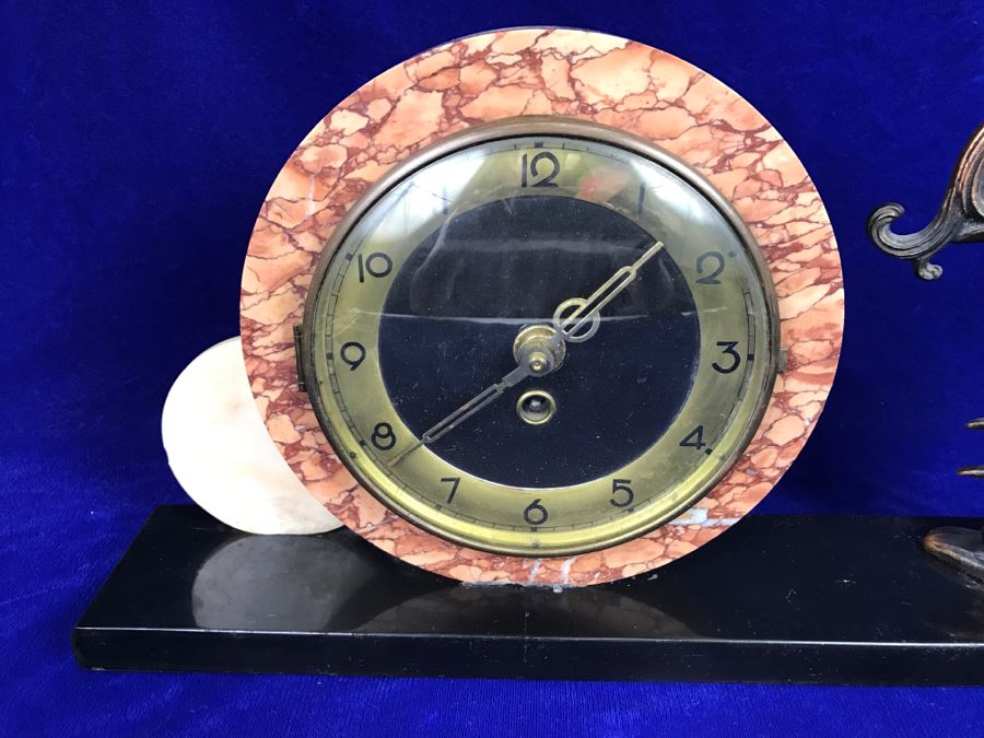 Vintage Art Deco Marble And Brass Mantle Clock - Has Two Circular Marble Sculptures [Photo 4]