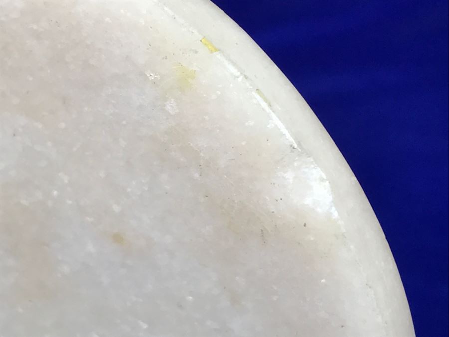 Vintage Art Deco Marble And Brass Mantle Clock - Has Two Circular Marble Sculptures [Photo 14]