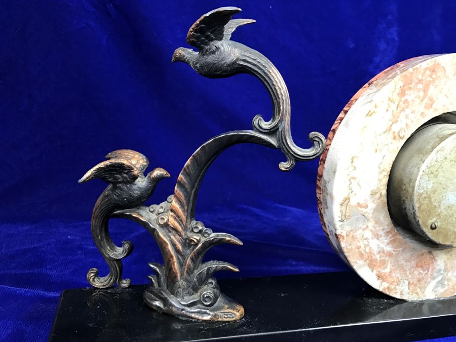 Vintage Art Deco Marble And Brass Mantle Clock - Has Two Circular Marble Sculptures [Photo 17]