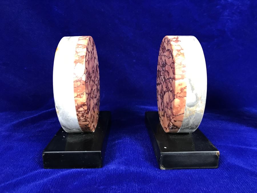 Vintage Art Deco Marble And Brass Mantle Clock - Has Two Circular Marble Sculptures [Photo 24]