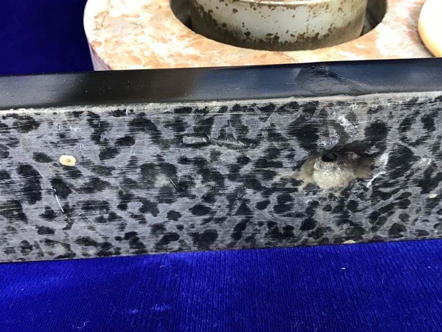 Vintage Art Deco Marble And Brass Mantle Clock - Has Two Circular Marble Sculptures [Photo 21]