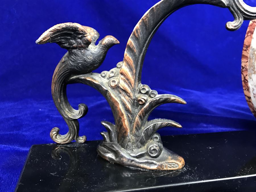 Vintage Art Deco Marble And Brass Mantle Clock - Has Two Circular Marble Sculptures [Photo 18]