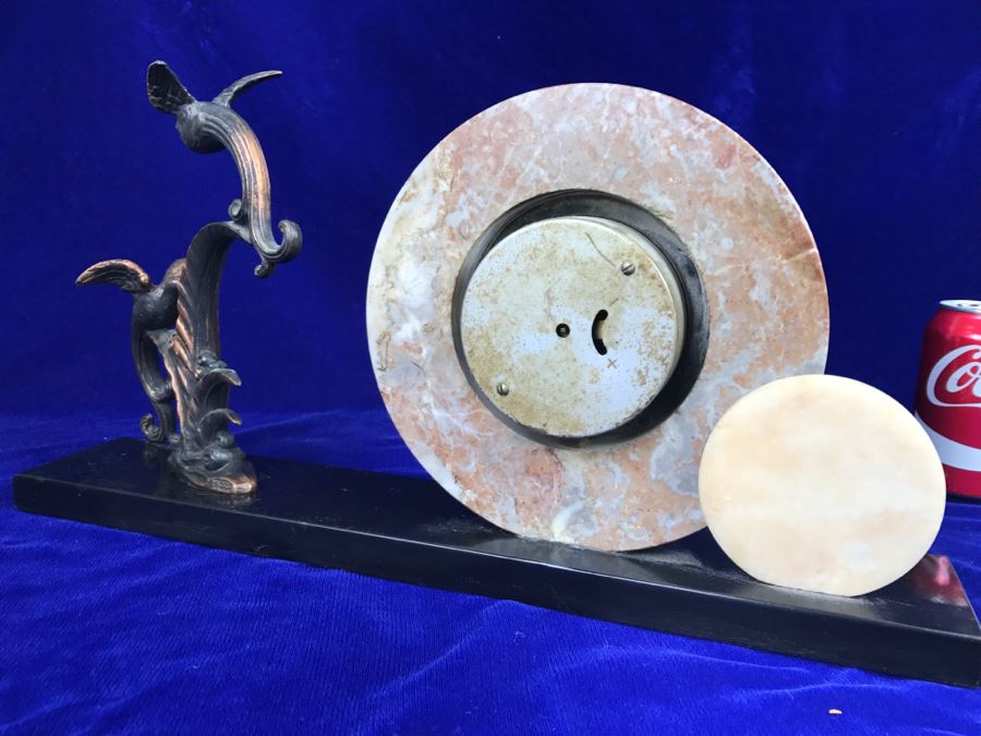 Vintage Art Deco Marble And Brass Mantle Clock - Has Two Circular Marble Sculptures [Photo 15]