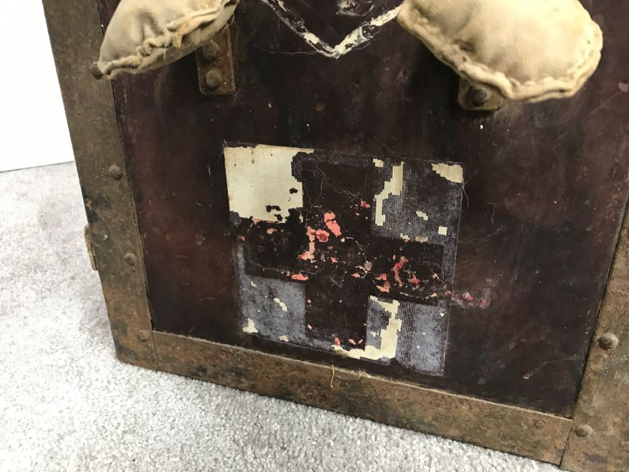 Historical WWII Military Trunk Time Capsule Loaded With Period Items Including Unopened Tobacco, Letters, Gold Fountain Pens, Notes, Japanese Military Jacket And More Owned By Charles F. Chase U.S.N. Doctor PhM Pharmacist's Mate - See All Photos [Photo 9]