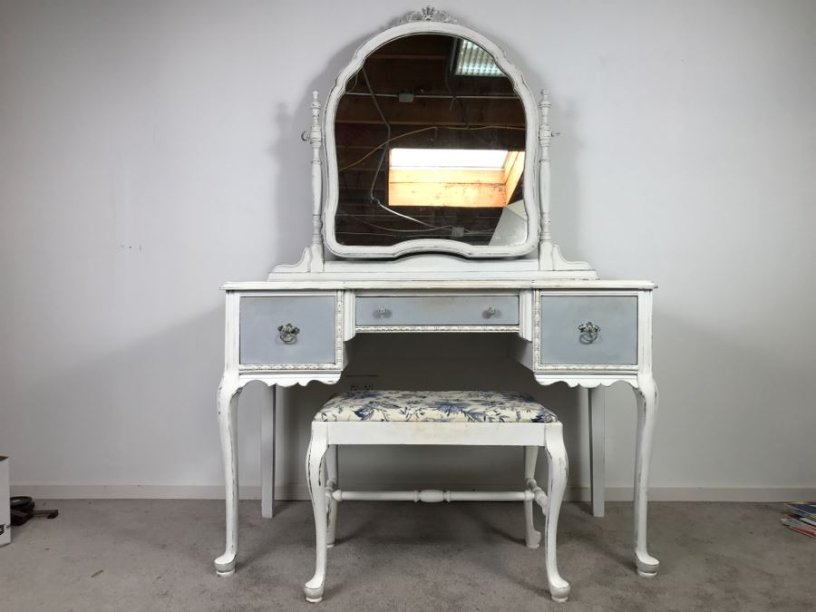 Vintage Shabby Chic French Provincial Vanity Desk Mahogany And Walnut By Mount Airy Furniture Co, NC With Bench