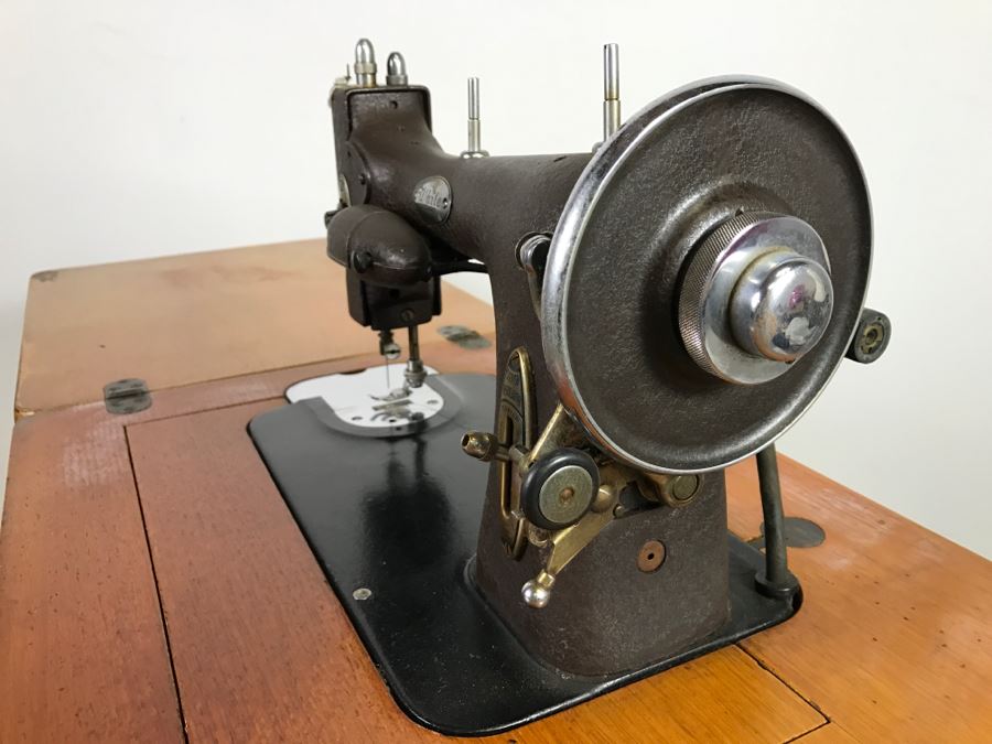 Vintage MidCentury White Rotary Sewing Machine With Patented 1927