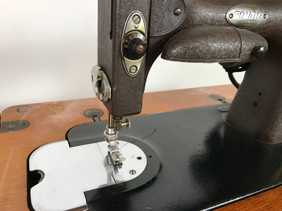 Vintage MidCentury White Rotary Sewing Machine With Patented 1927