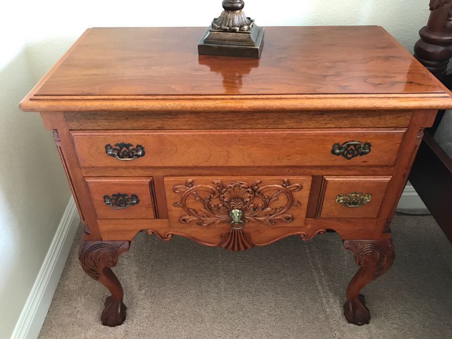 Pair Of Ornate Mahogany Side Tables Cabinets With Ball And Claw Feet (Matches Bed) [Photo 3]