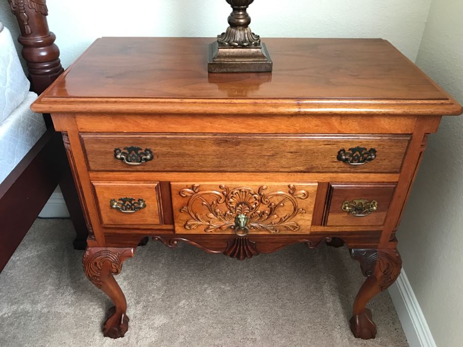 Pair Of Ornate Mahogany Side Tables Cabinets With Ball And Claw Feet (Matches Bed) [Photo 19]