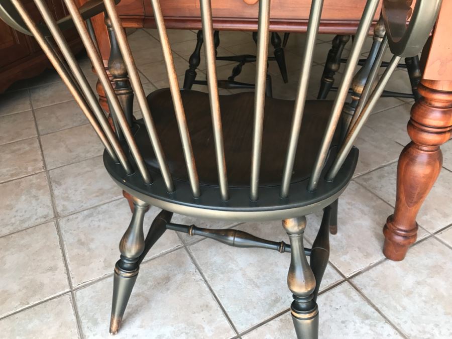 Stunning Bob Timberlake (Artist) By Lexington Farm Table In Excellent