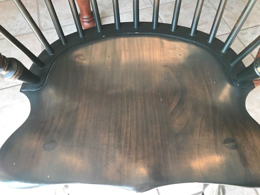Stunning Bob Timberlake (Artist) By Lexington Farm Table In Excellent Condition With Four Windsor Style Chairs (Table Comes With Pads) [Photo 30]