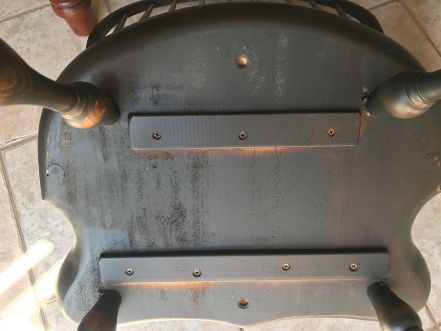 Stunning Bob Timberlake (Artist) By Lexington Farm Table In Excellent Condition With Four Windsor Style Chairs (Table Comes With Pads) [Photo 32]