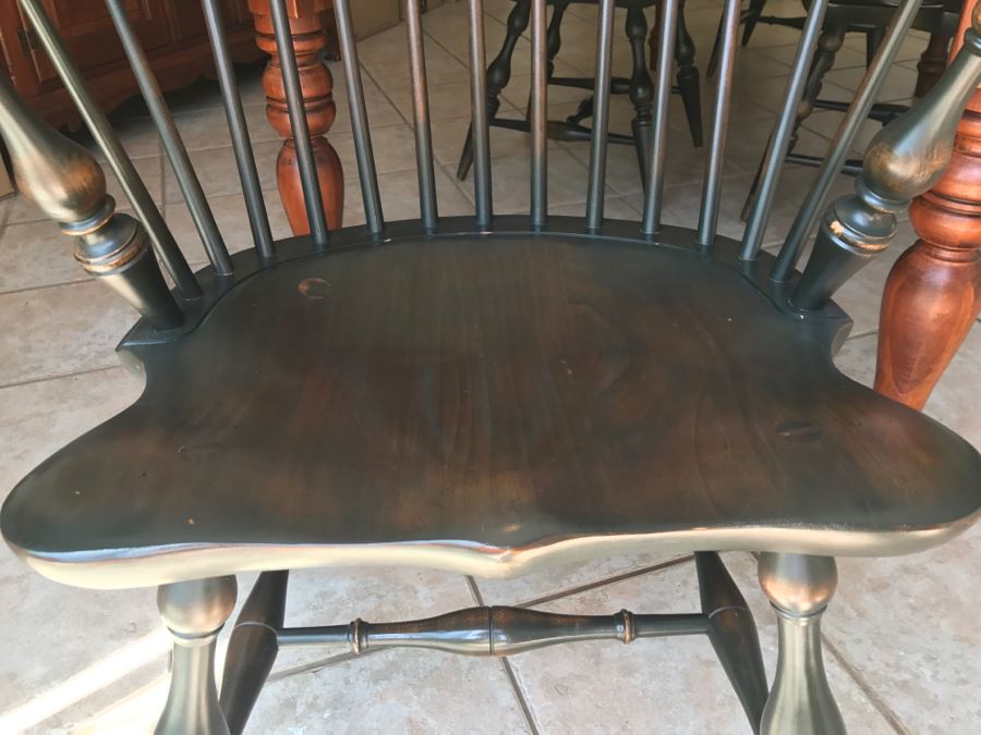 Stunning Bob Timberlake (Artist) By Lexington Farm Table In Excellent Condition With Four Windsor Style Chairs (Table Comes With Pads) [Photo 26]
