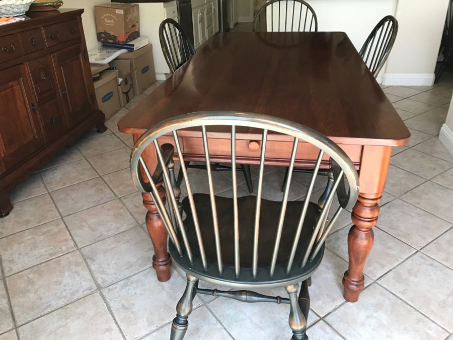 Stunning Bob Timberlake (Artist) By Lexington Farm Table In Excellent Condition With Four Windsor Style Chairs (Table Comes With Pads) [Photo 16]