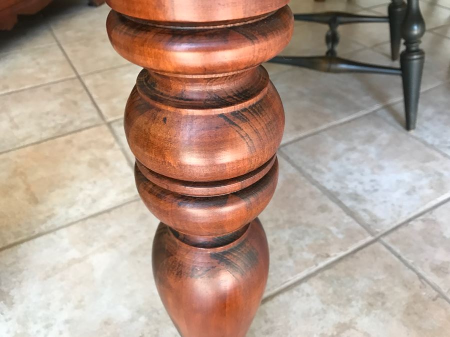 Stunning Bob Timberlake (Artist) By Lexington Farm Table In Excellent Condition With Four Windsor Style Chairs (Table Comes With Pads) [Photo 36]