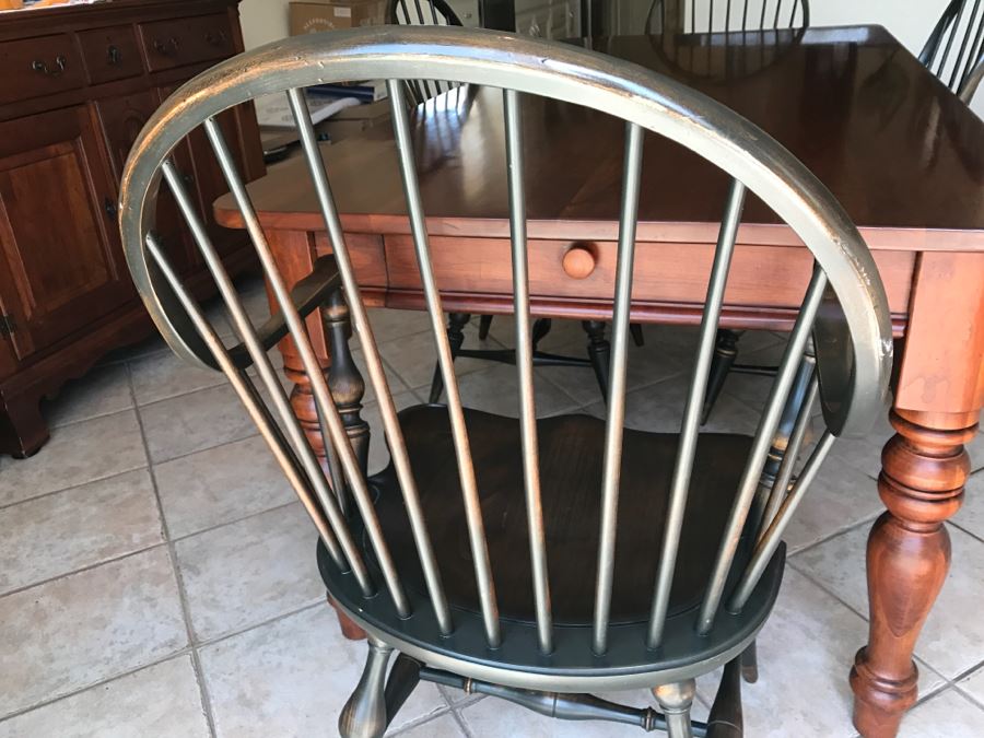 Stunning Bob Timberlake (Artist) By Lexington Farm Table In Excellent Condition With Four Windsor Style Chairs (Table Comes With Pads) [Photo 20]