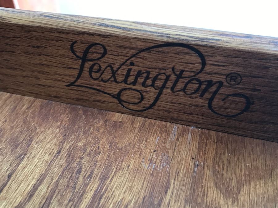 Stunning Bob Timberlake (Artist) By Lexington Farm Table In Excellent Condition With Four Windsor Style Chairs (Table Comes With Pads) [Photo 12]