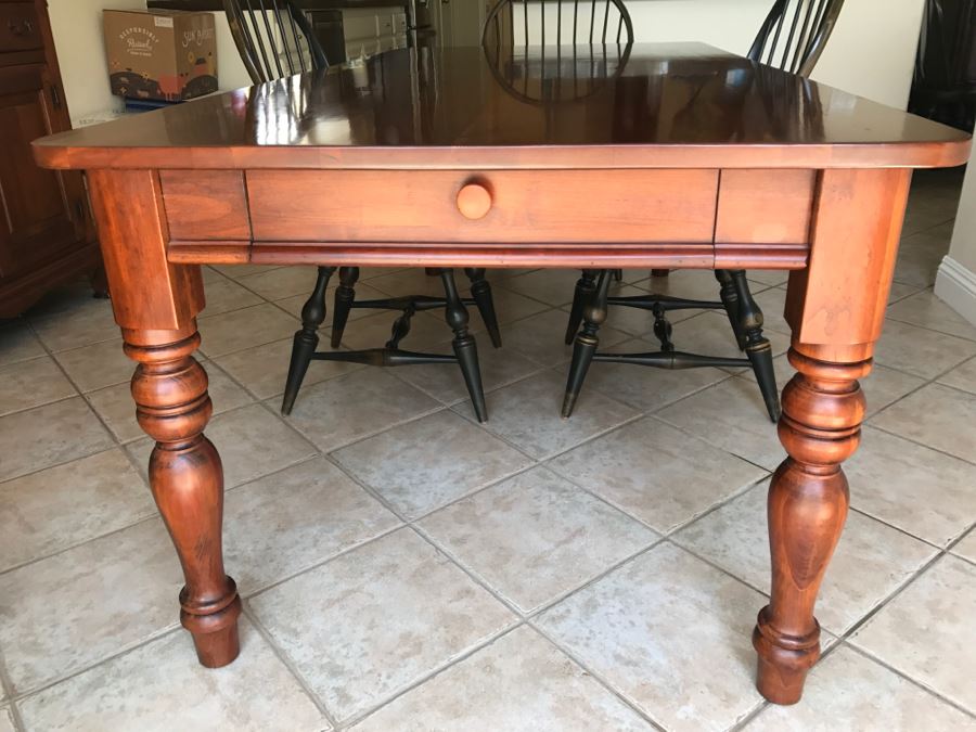 Stunning Bob Timberlake (Artist) By Lexington Farm Table In Excellent Condition With Four Windsor Style Chairs (Table Comes With Pads) [Photo 9]