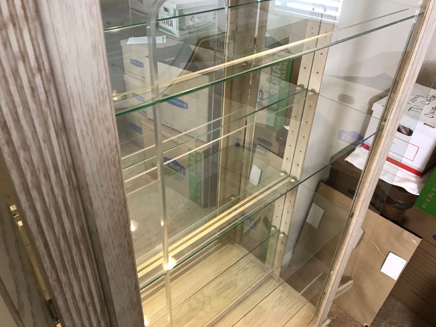 White Wash Finish Curio Cabinet Vitrine [Photo 13]