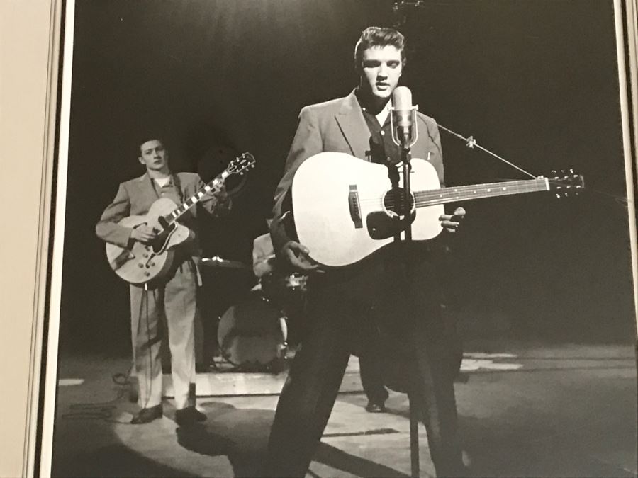 Alfred Wertheimer Framed Limited Edition 1956 Photograph Of Elvis Presley Titled 'Stage Show' 2 Of 300 Estimate $800 [Photo 3]