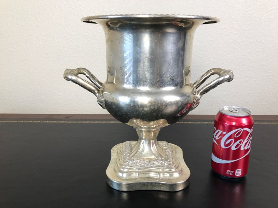 Vintage Silveplate Champagne Wine Cooler Ice Bucket Signed Underneath [Photo 10]