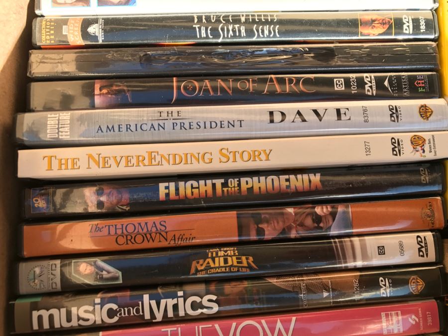 Movie DVD Lot ~30 Movies [Photo 5]