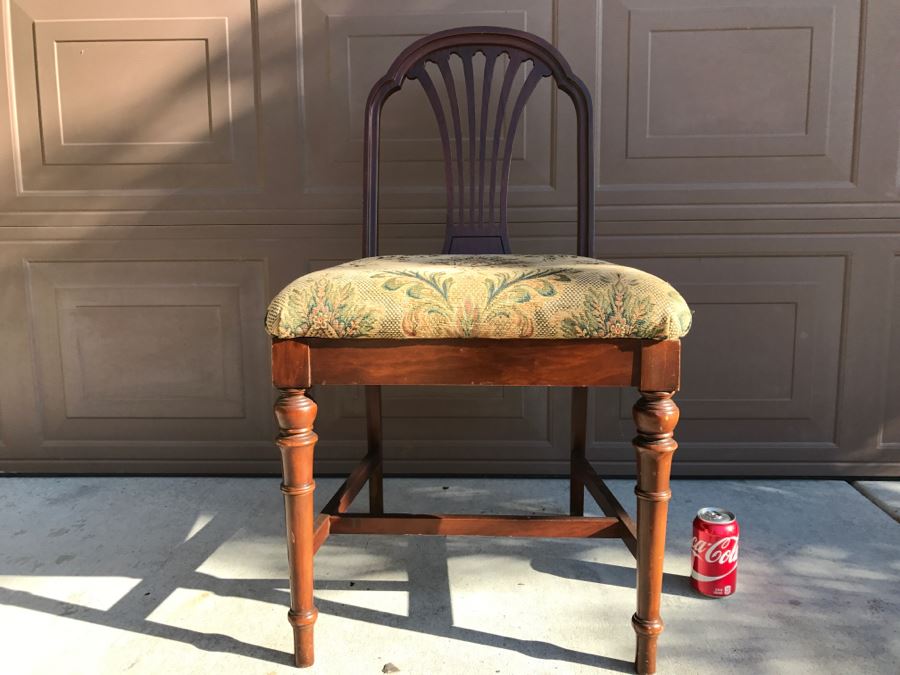 Vintage Upholstered Wooden Chair [Photo 2]
