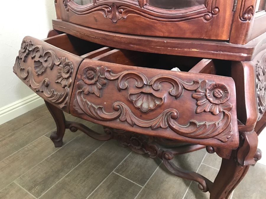 Carved Rosewood Curio Vitrine Cabinet [Photo 11]