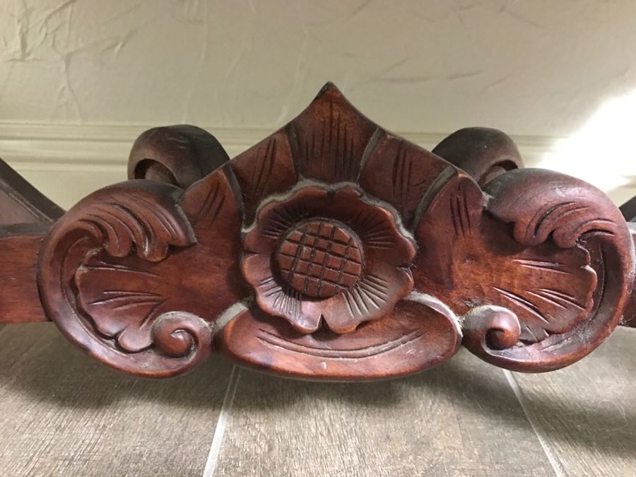 Carved Rosewood Curio Vitrine Cabinet [Photo 6]