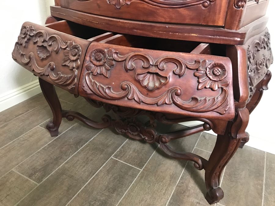 Carved Rosewood Curio Vitrine Cabinet [Photo 12]