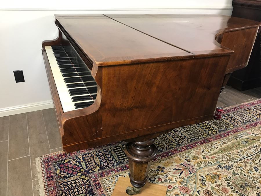  Late 19th Century Baby Grand Piano With Ivory Keys By Wopaterni & Sohn - Vienna, Austria [Photo 4]