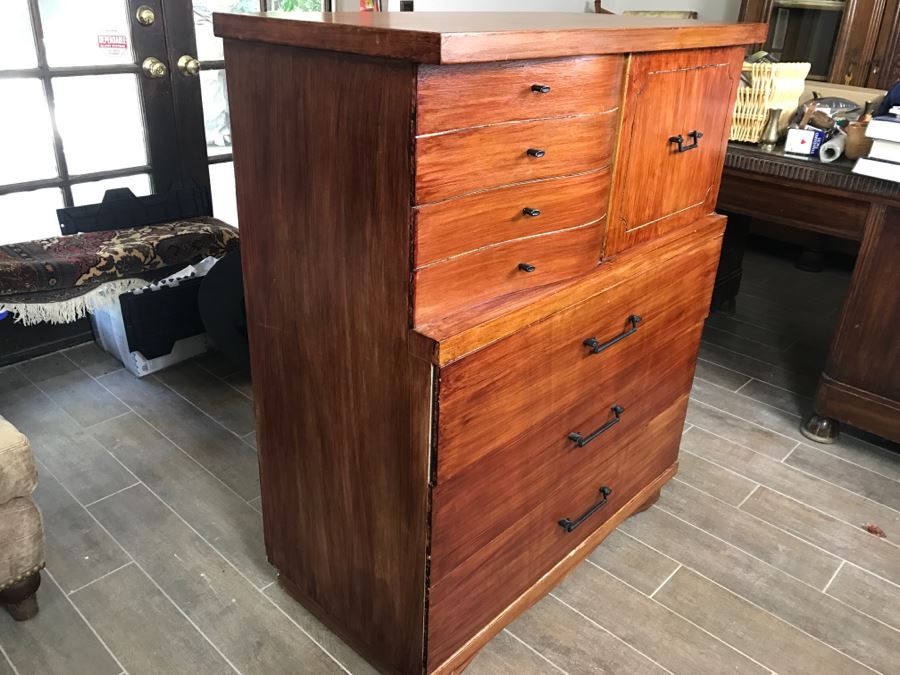 Painted Mid-Century Modern 5 Drawer Chest Of Drawers Dresser By L.A. Period Furniture [Photo 10]