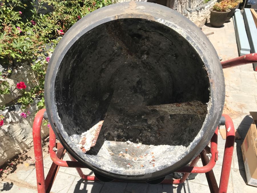 Red Lion Big Cat Portable Cement Mixer [Photo 5]