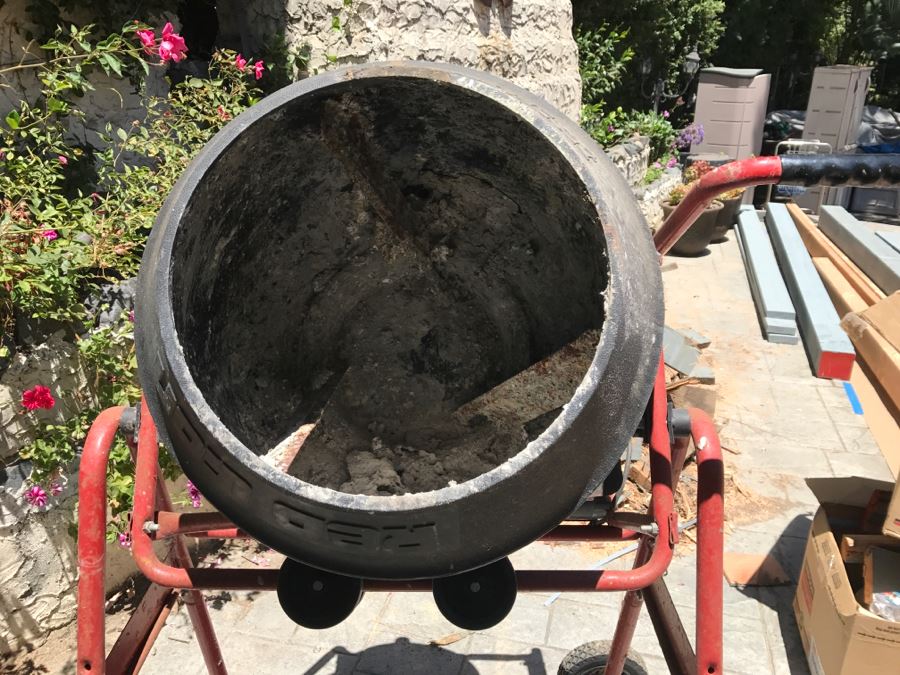 Red Lion Big Cat Portable Cement Mixer [Photo 4]