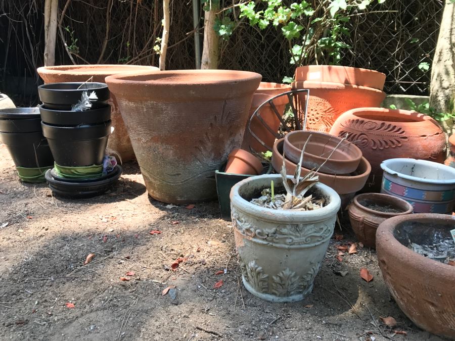 Huge Outdoor Plant Pot Lot - Over 24 Pots - See All Photos [Photo 17]