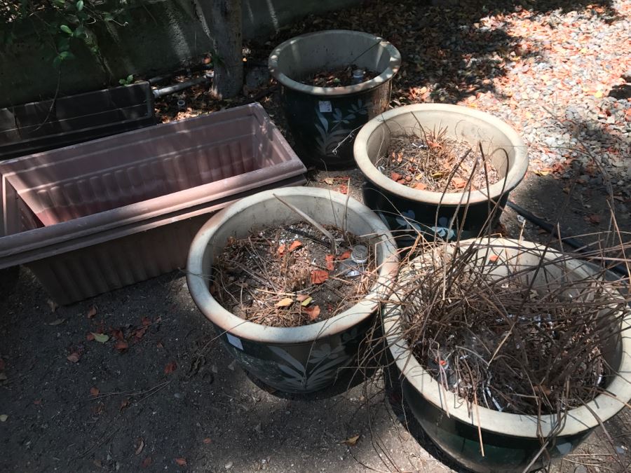Huge Outdoor Plant Pot Lot - Over 24 Pots - See All Photos [Photo 14]