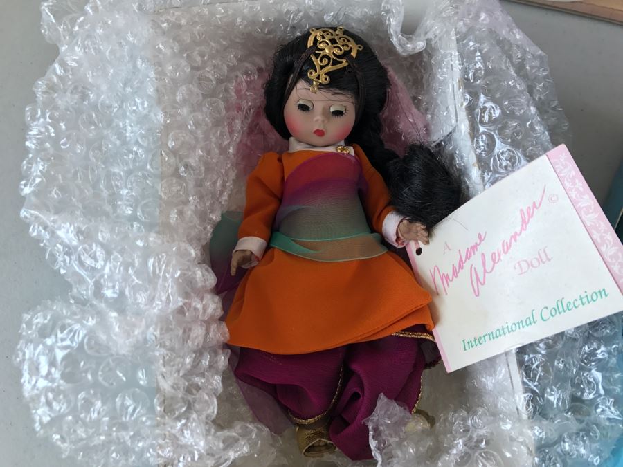 Set Of 2 Madame Alexander Dolls In Boxes Plus New In Box Precious Moments Doll 'My Precious Pal' [Photo 5]