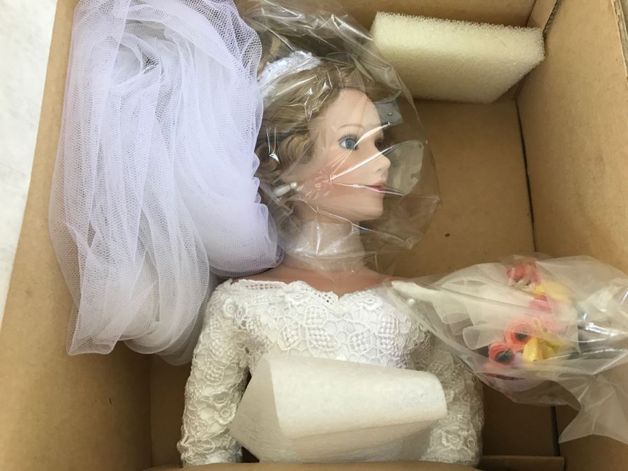 Set Of 5 The Ashton-Drake Galleries Dolls In Original Boxes [Photo 11]