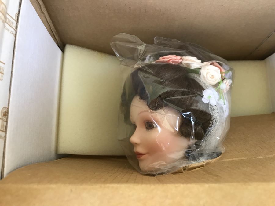 Set Of 5 The Ashton-Drake Galleries Dolls In Original Boxes [Photo 7]