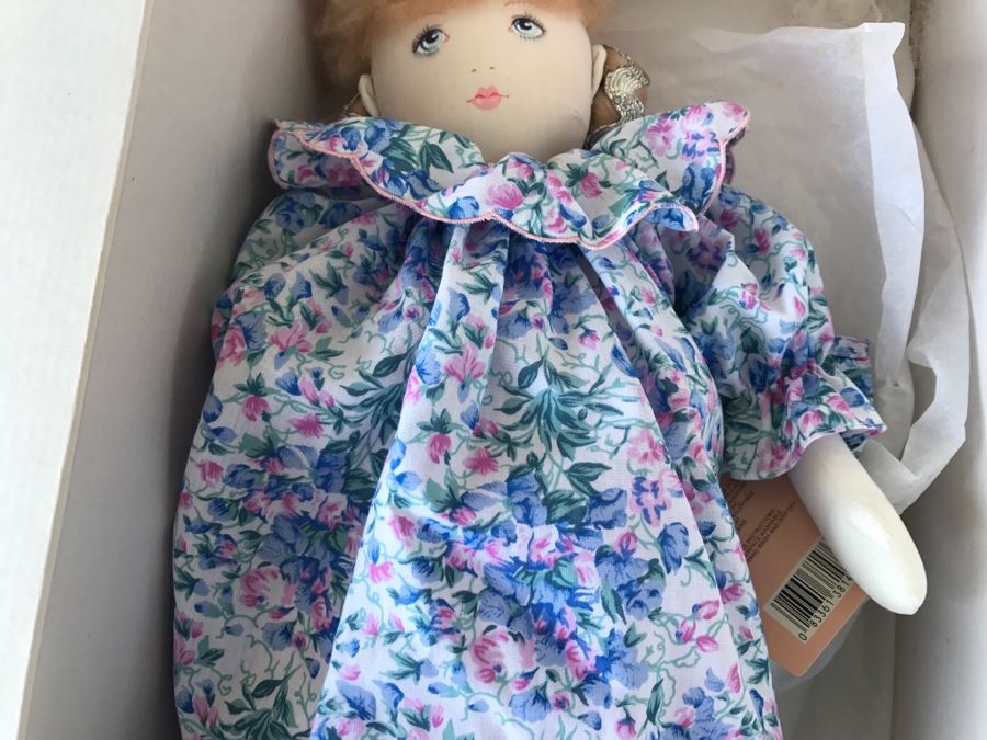 Pair Of Dolls By Pauline Bjonness-Jacobsen In Original Boxes [Photo 7]