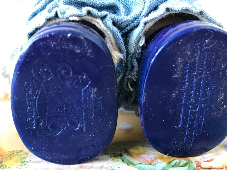 Porcelain Easter Village Set Plus Precious Moments Doll [Photo 9]