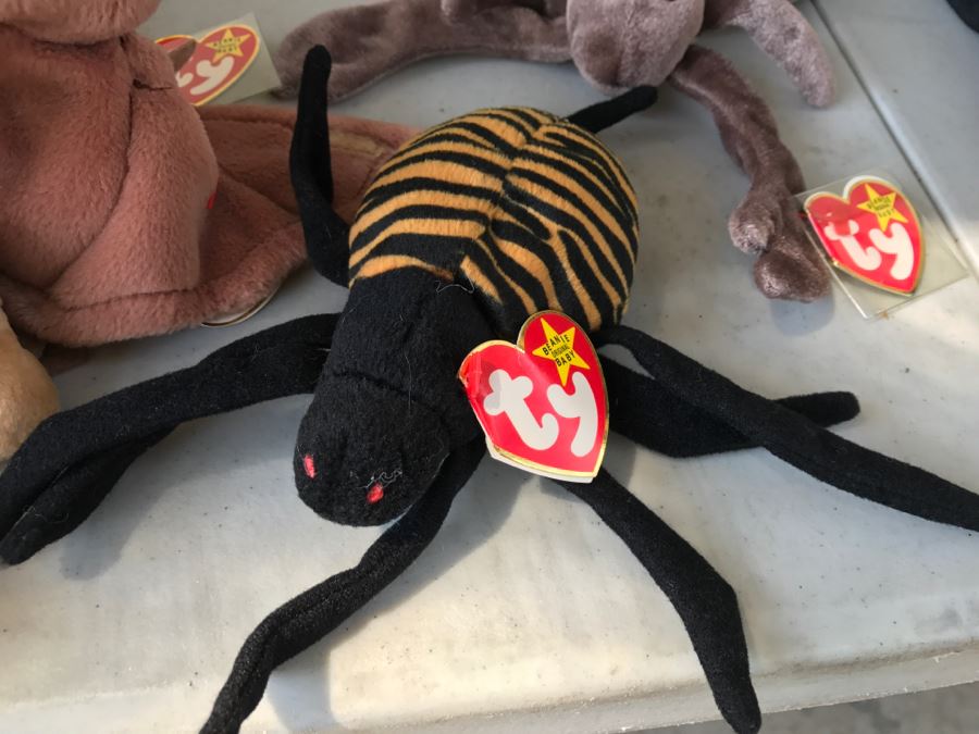 Huge Collection Of Ty Beanie Baby Dolls [Photo 24]