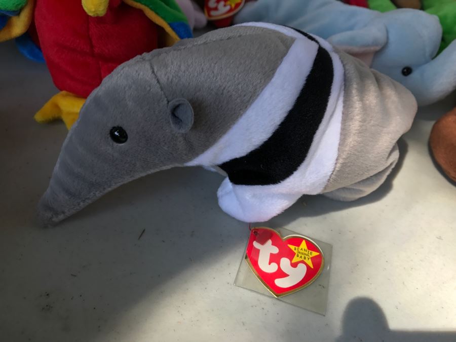 Huge Collection Of Ty Beanie Baby Dolls [Photo 34]